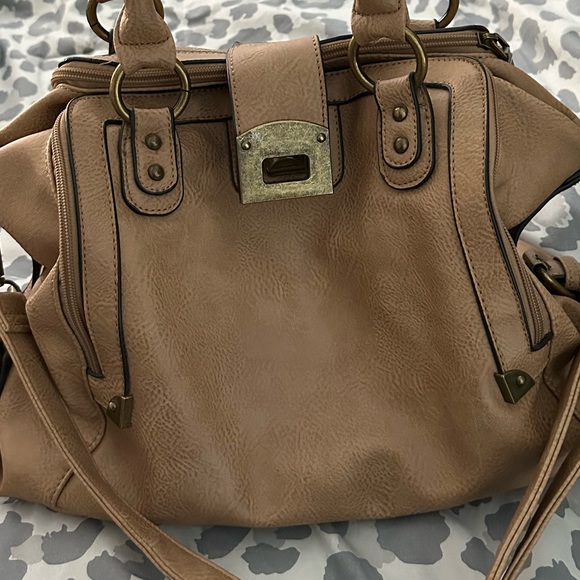 BLACK RIVET LARGE BROWN GENUINE LEATHER 4 COMPARTMENT PURSE 👛 - Picture 2 of 14